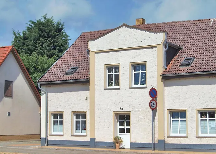 Lovely Apartment In Lassan With Wifi