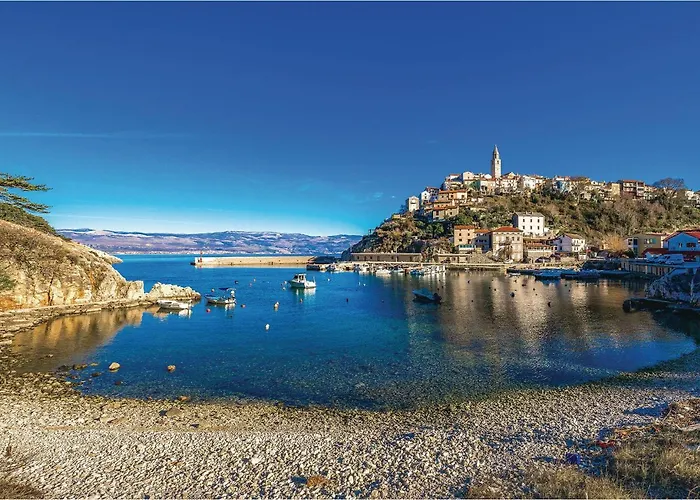 1 Bedroom Stunning Apartment In Vrbnik