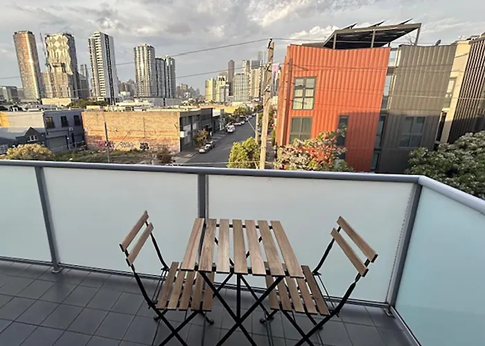 Superb City Views - Apartment, Work Or Just Relax!