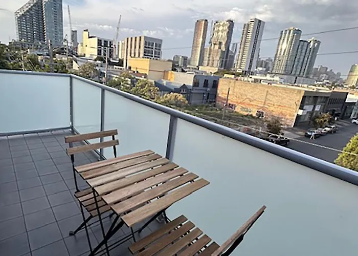 Superb City Views - Apartment, Work Or Just Relax!