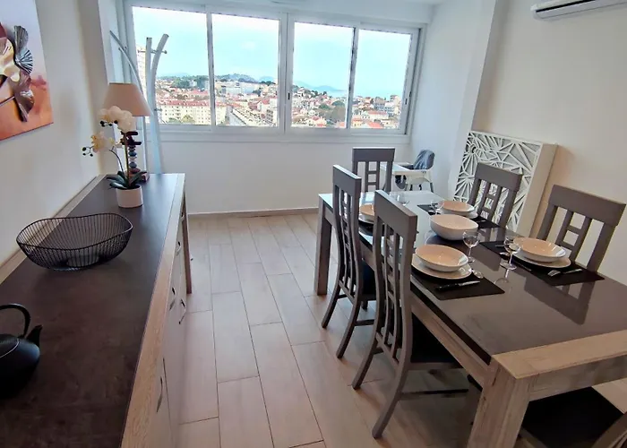 Panorama Sur La Rade - T4 - Toulon