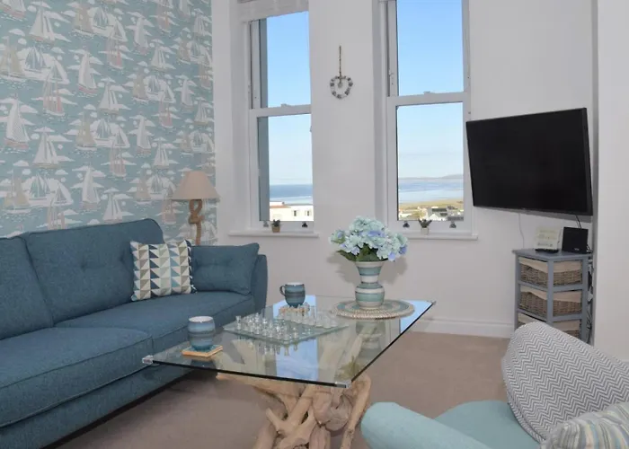 Ocean Wave Westward Ho! 2 Bedroom Apartment