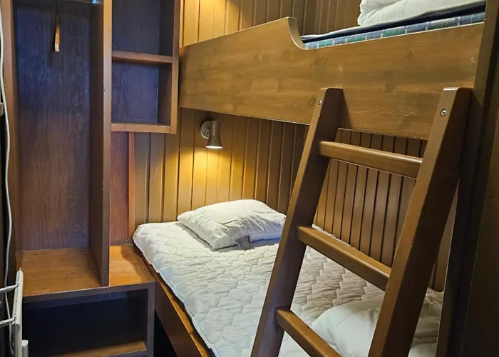 Stoeten Mitt Apartment, Saelen