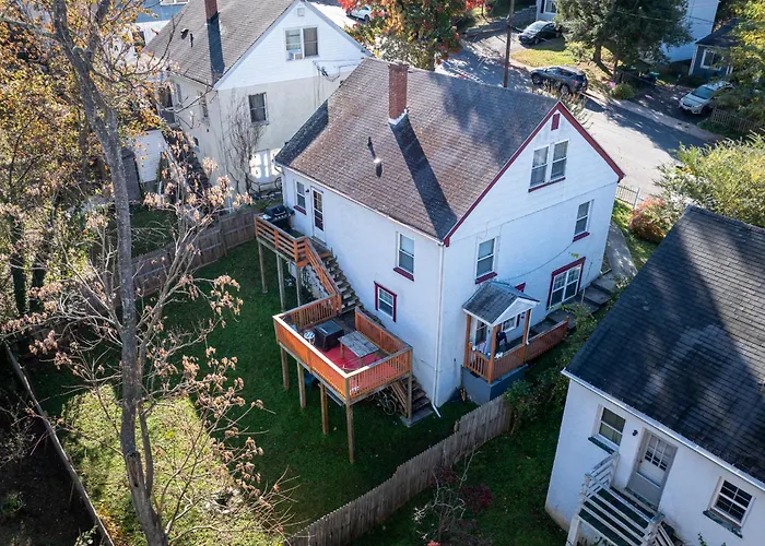 Home Near Downtown Mall & Belmont