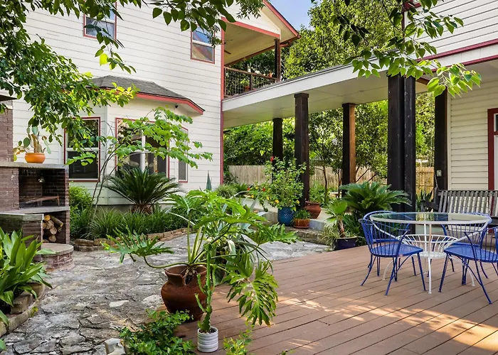Brava House B&B
