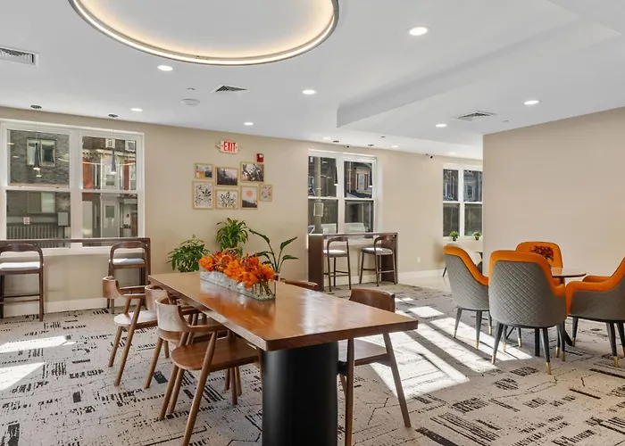 4211 Suites