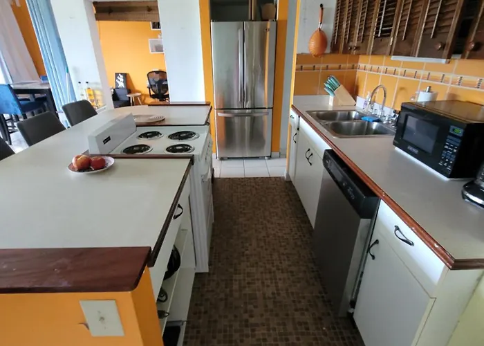 Sea Turtle Condo With Loaded Amenities