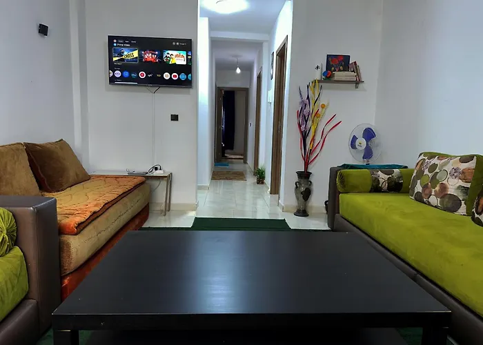 Appartement 5 Min A Gare Bouskoura & Hopital Mohamed 6