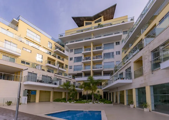 Cliffs Apartment - Astonishing View Over Sesimbra Bay By Trip2Portugal