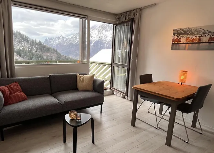 Ski In-Ski Out-In The Centre Of Oz Station - Les Myrtilles By Ozalpes