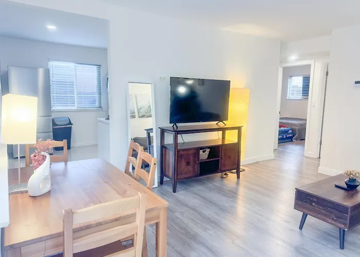 2Br Apt With Brand New Super Quite Ac, Washer, Dryer, Free Ev Station, Free Parking In Cupertino