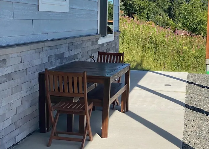Apartment, Walkout Basement, Central Homer, Views!