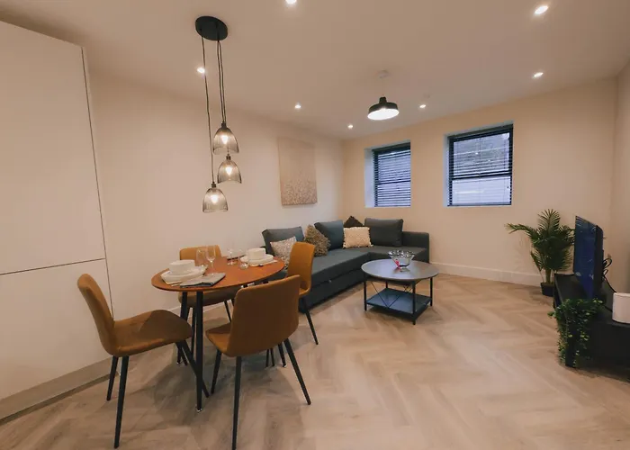 Luxurious Apartment In St Albans