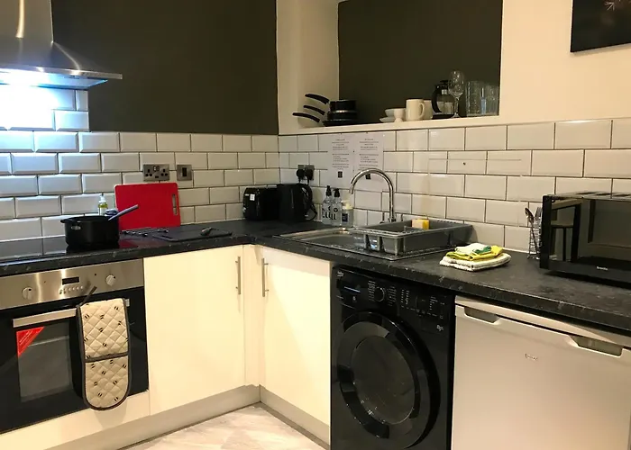 Contemporary 1 Bed Studio For Comfy Stay In Wigan