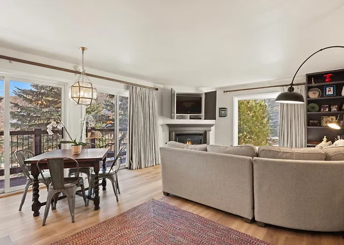 Woodbridge Condo By Snowmass Vacations