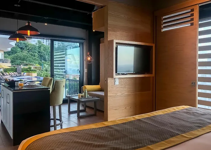 Hotels With Four Stars Pinnacle Resorts 179 - Adults Only