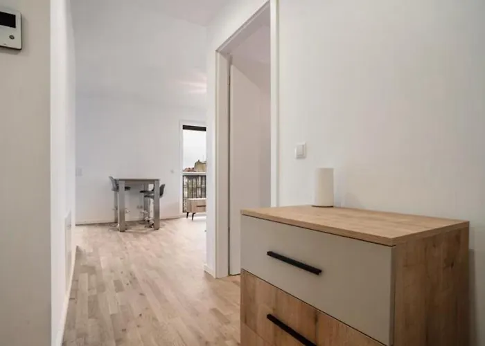 Modernes Und Wunderschoenes Loft Mit Terrasse Und Stadtblick In Greifswald