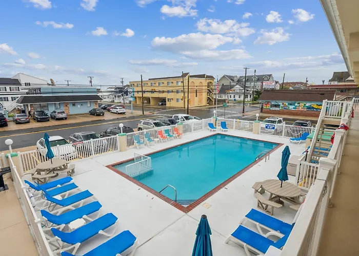 Ashore Beach Retreat-1Br 1Ba With Pool, Parking, 1 & Half Block To Beach & Boardwalk, Morey'S Pier