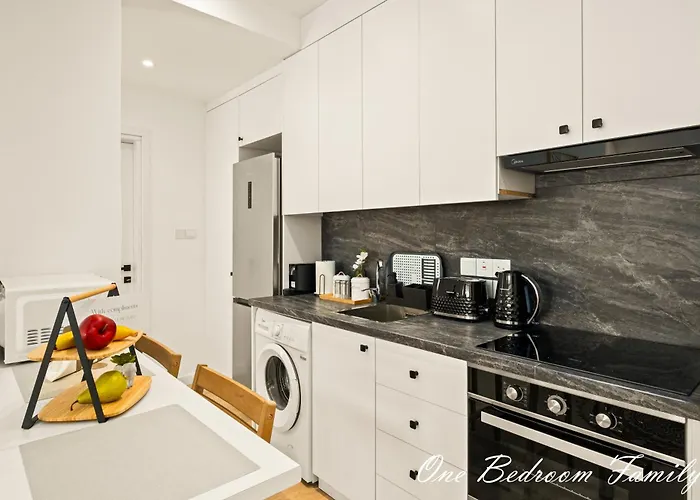 Lazuli Hermes Apartments