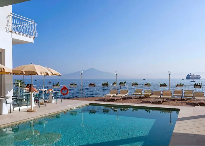 Hotel sulla spiaggia: Hotel Admiral