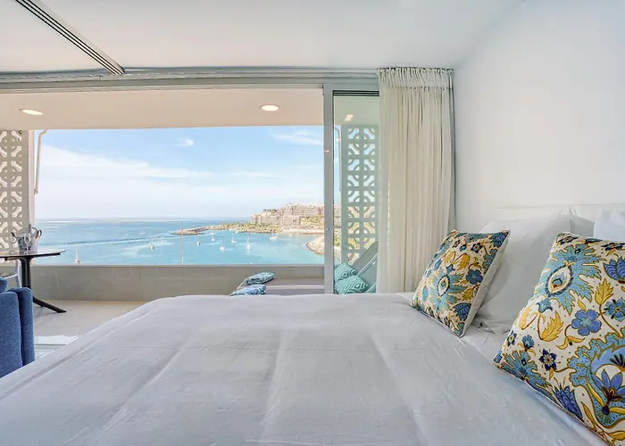 Doñana Seaside Views by Homestaygrancanaria