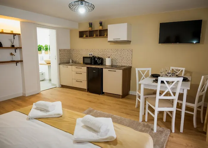 Nova Studio Apartments