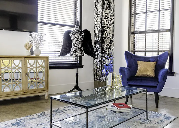 All Vacation Rentals Urban Loft