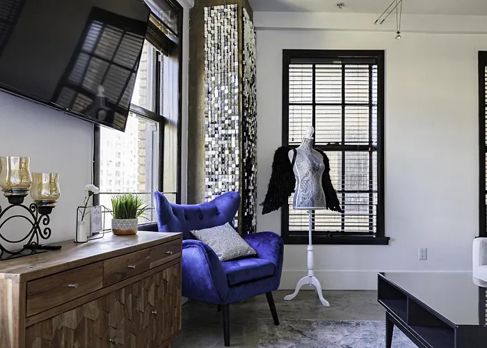 All Vacation Rentals Urban Loft