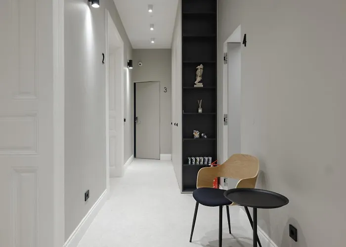 Fingerprint Art Apartments