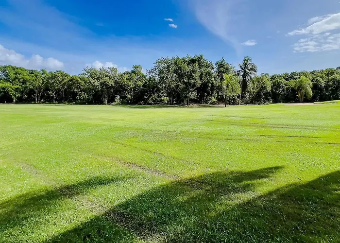 Private Jacuzzi, Starlink, Golf-View Terrace - Puerto Aventuras