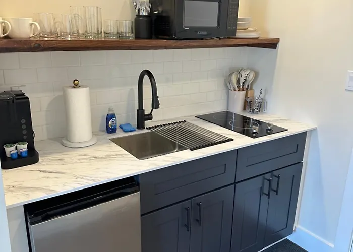 The Innwoods - Studio Apartment 1