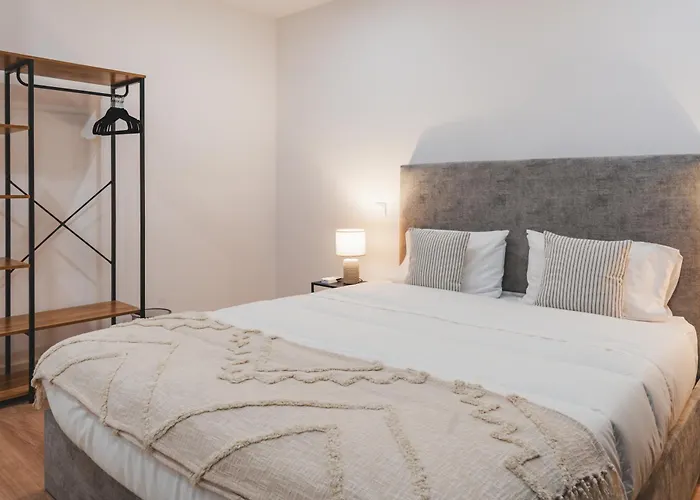 Santana'S Flat