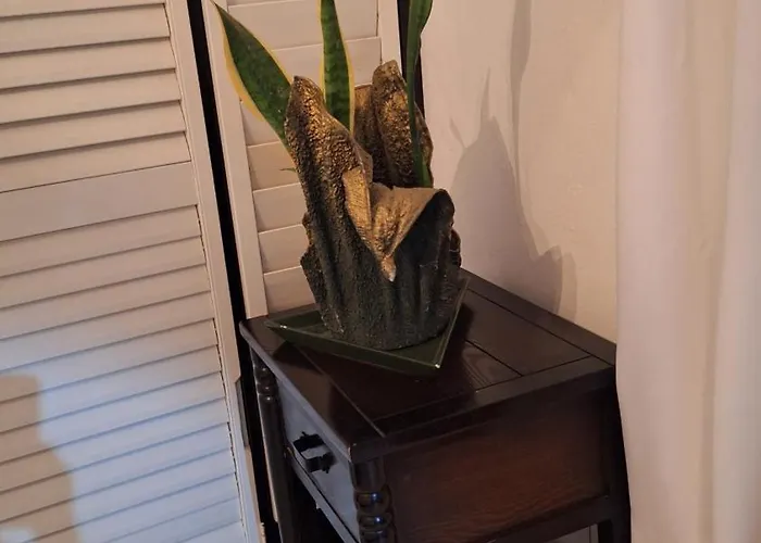 Mandeville Hideaway