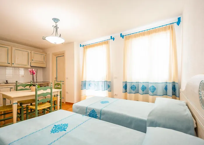 Le Residenze Del Baia Marina