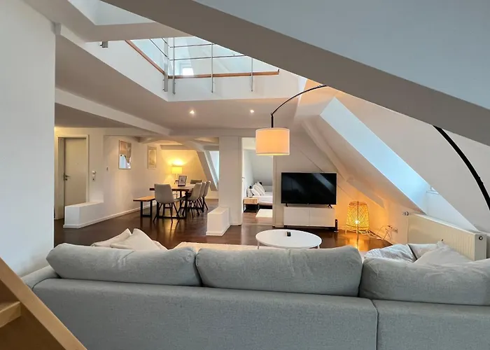 Ludwigshome Zentral, Spacious, 120Qm, Klima