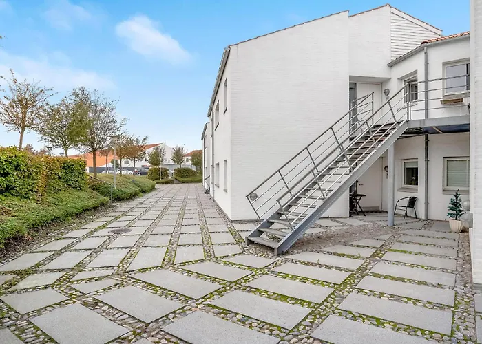 Gorgeous Apartment In Ebeltoft With Sauna