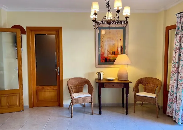 Spacious Apartment Close To The Beach