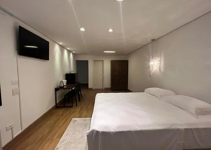 Ziza Hospedagem