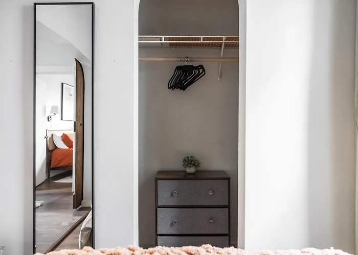 Mid-Century Modern Retreat In Little Italy
