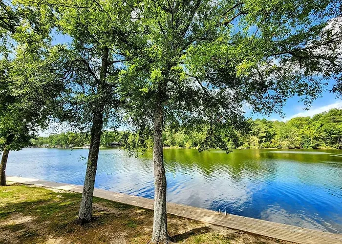 Livin' The Lake Dream