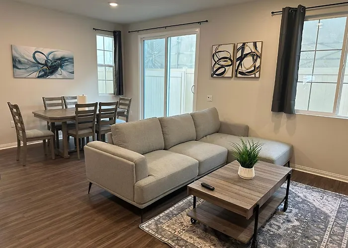 Gated Upland Home 3B 3 Bath