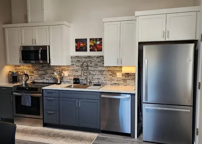 Modern Furnished Retreat