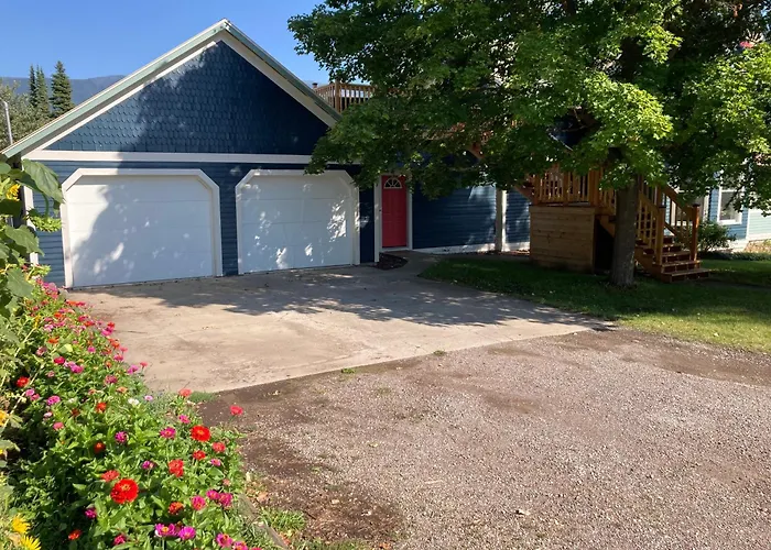 Historic Glacier Getaway With Spectacular Views-20Mins To Glacier National Park-10Mins To Airport And Walkable To Downtown!