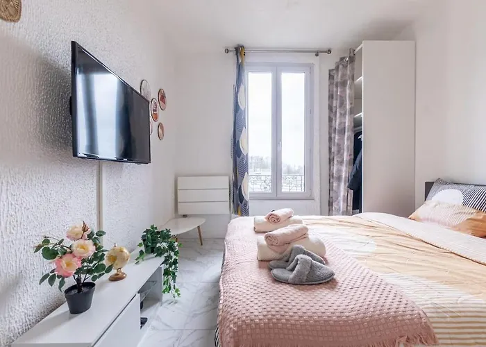 Grand T1 Confortable - Calme Et Proche De Paris