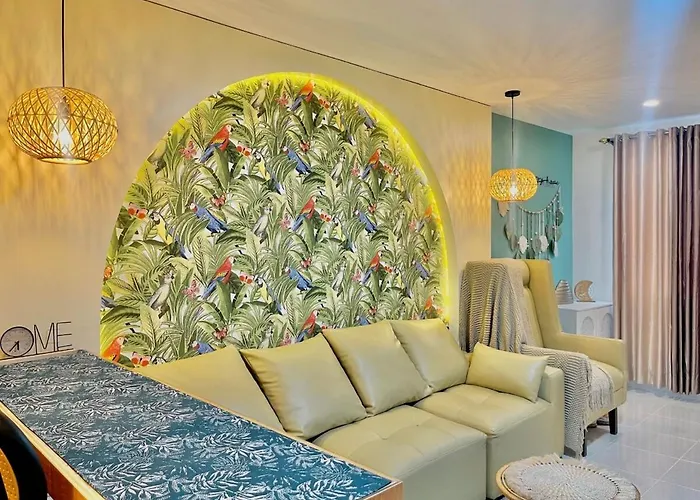 M&B Tropical 3-Bedroom Townhouse At Pontefino Prime
