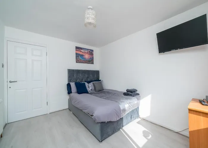 Comfortable Enfield Room Easy Access To Central London