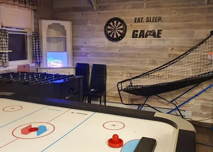 Hot Tub Relax Haven With Firepit And Gameroom