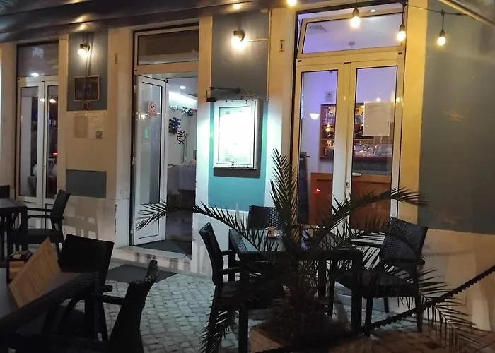 Alojamento Turistico De Queluz - Quartos E Apartamentos