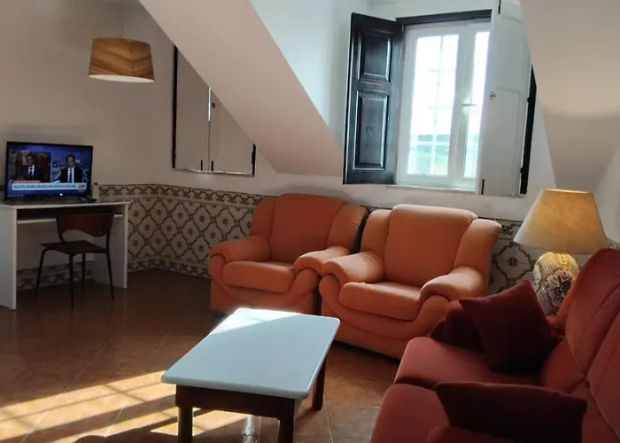 Alojamento Turistico De Queluz - Quartos E Apartamentos
