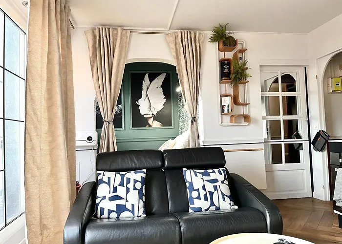 Le Boudoir De Longchamp